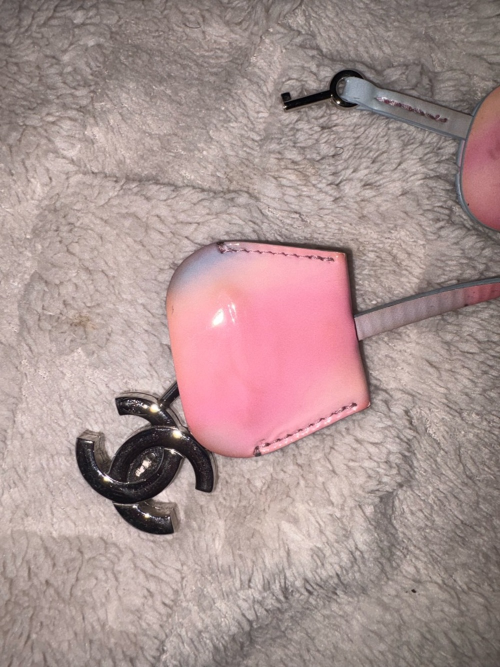 CHANEL Pink Ombre Clear CC Crossbody Bag with Silver Chain - Picture 2 of 10